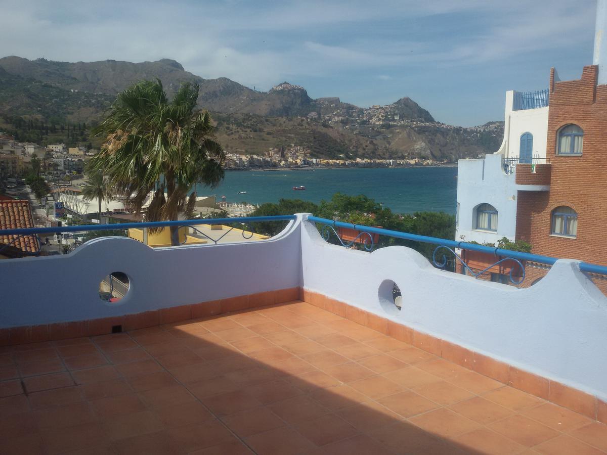 Villa Athena Giardini Naxos Exterior foto